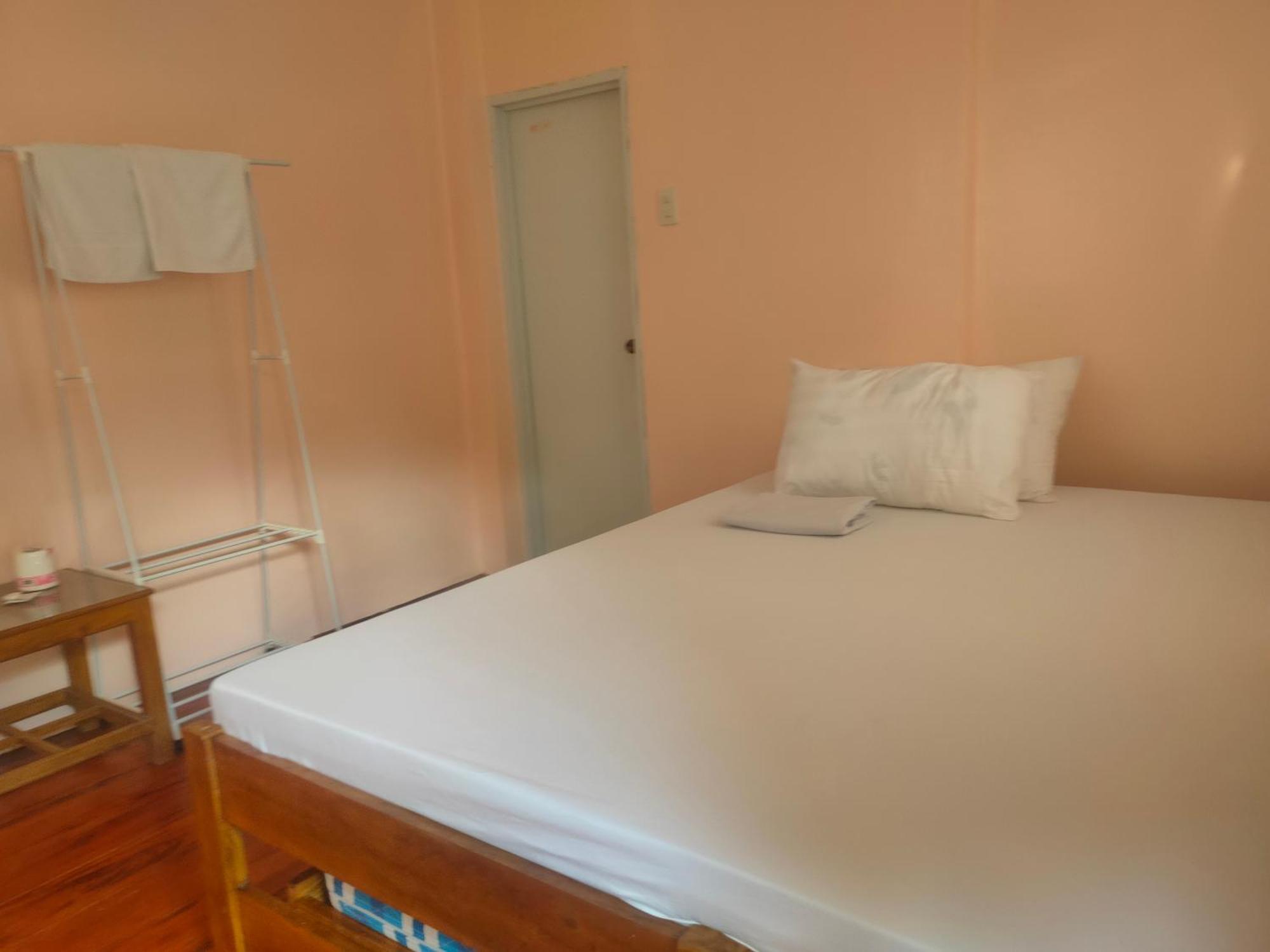 Fely'S Homestay Batuan Ngoại thất bức ảnh