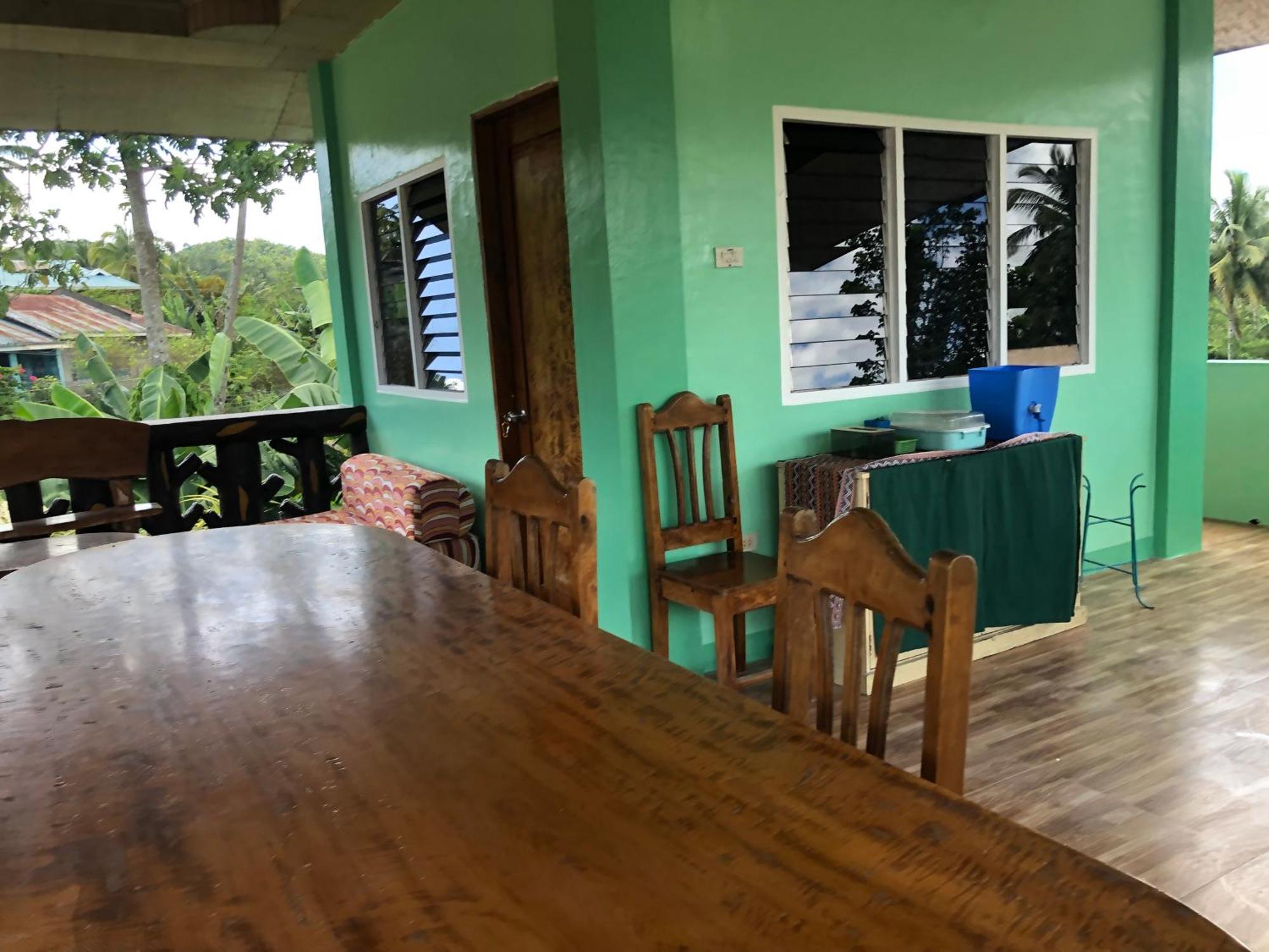 Fely'S Homestay Batuan Ngoại thất bức ảnh